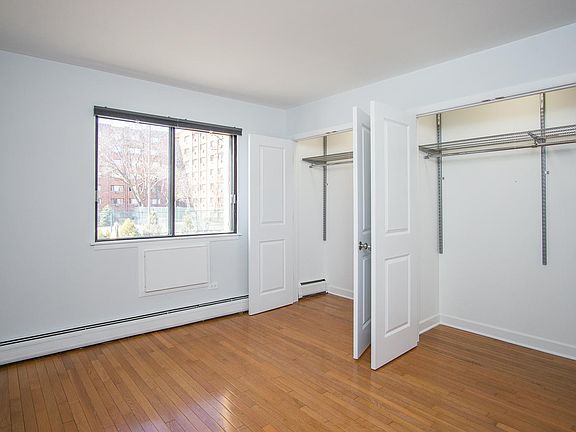 4th image of 8439 W Catherine Ave APT 117