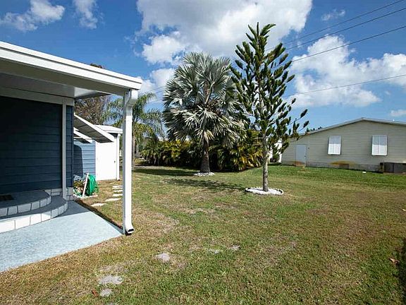 2nd image of 612 Amaryllis Dr