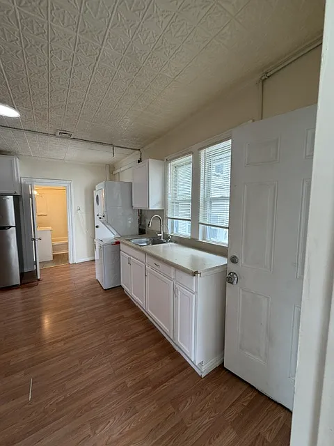 11 Bergen Street - 2 — Photo 2