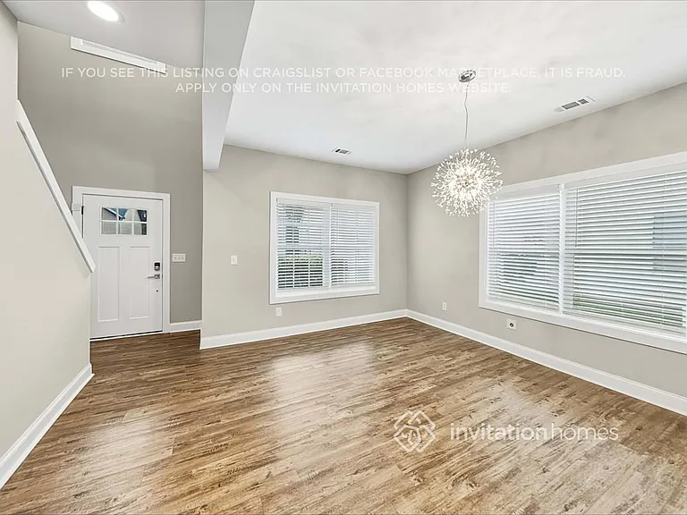 310 Valley View Dr — Photo 7