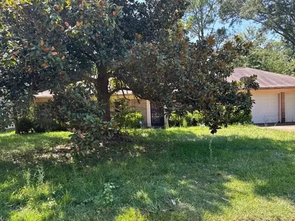 1559 Wood Glen Dr, Jackson, MS 39204
