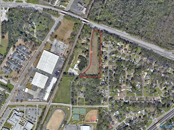 Christian Ln NE, Huntsville, AL 35811