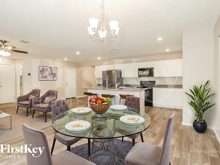 16570 W Sierra St — Photo 6