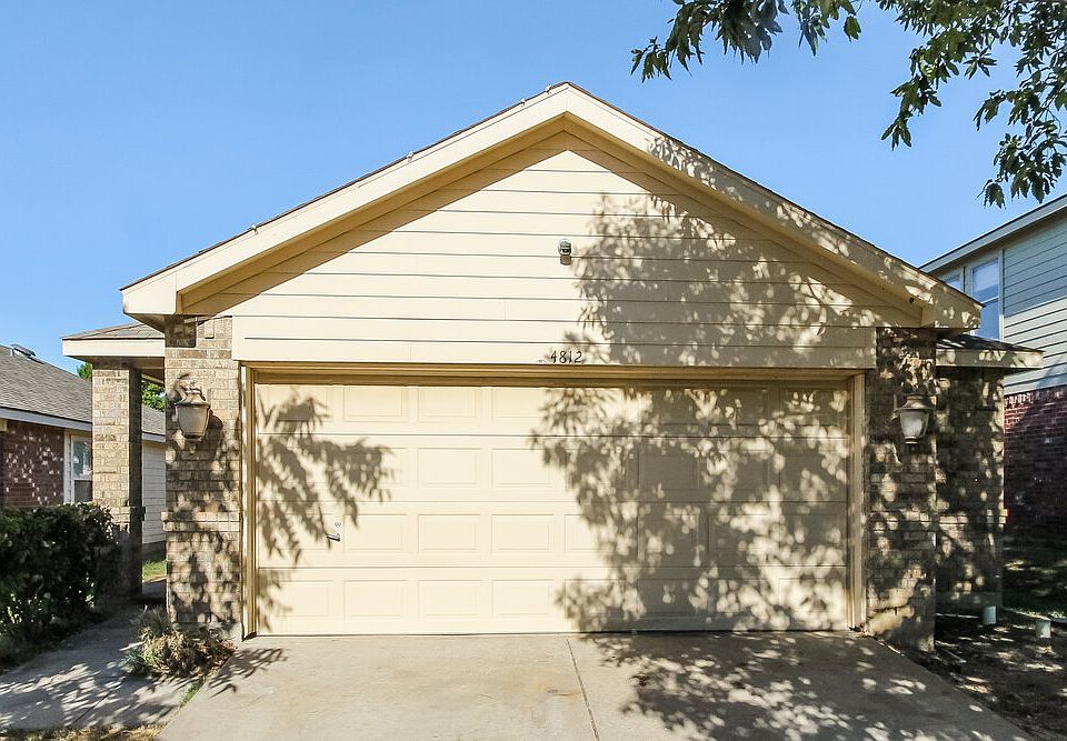 1st image of 4812 Waterford Dr