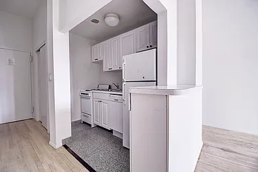 Rented by Urbane Brokerage