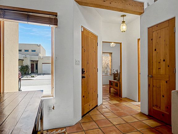 4th image of 3220 La Paz Ln #20