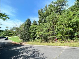 39 Peavine Way, Rock Spring, GA 30739