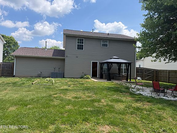 5th image of 5609 Still Meadow Ln