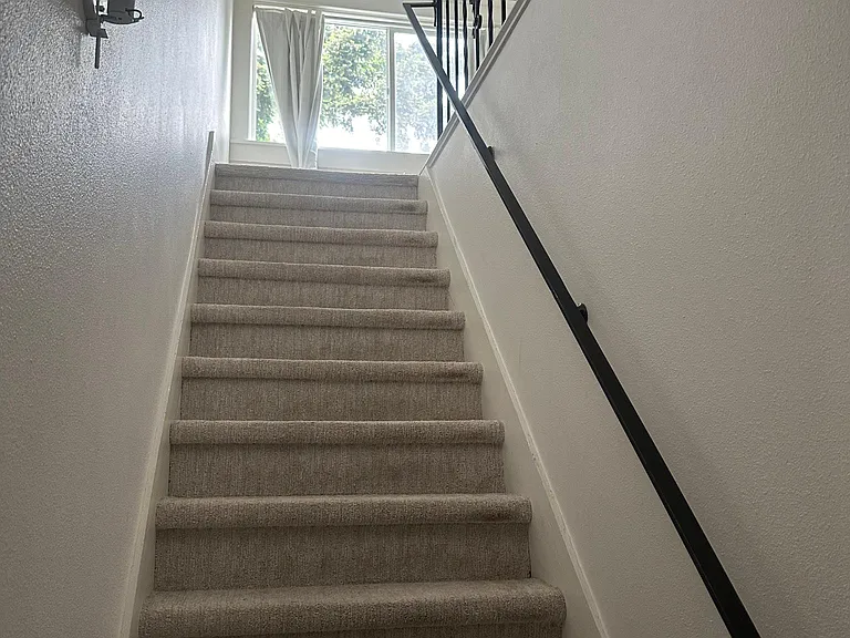 4635 NE Rodney Ave — Photo 12