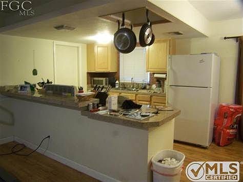 4th image of 1119 Gifford Ave S