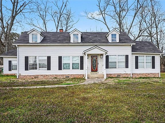 2nd image of 707 E McIntosh Rd