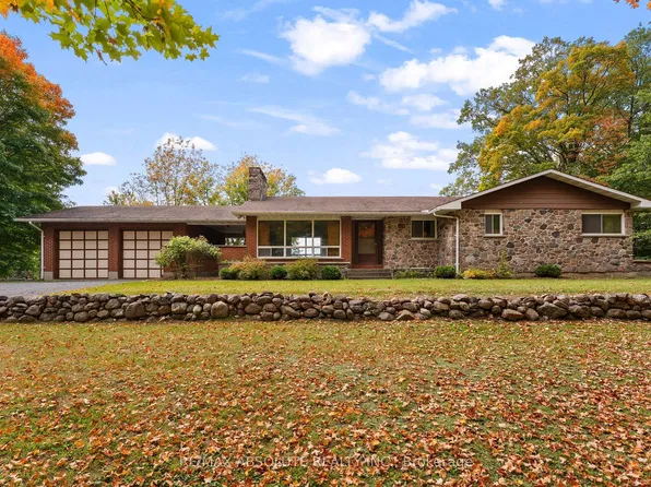 327 Nieman Dr, McNab/braeside, ON K7S 3G8