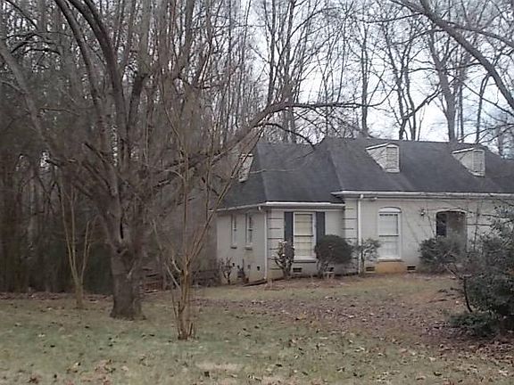 2nd image of 9716 Hinson Dr
