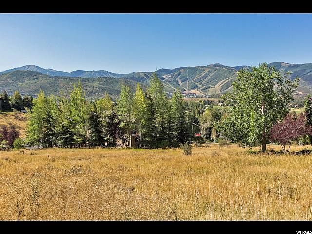 1st image of 2541 Larkspur Dr