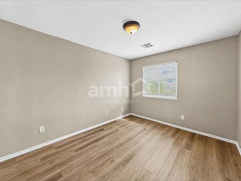 3387 Antique Rose Dr — Photo 17