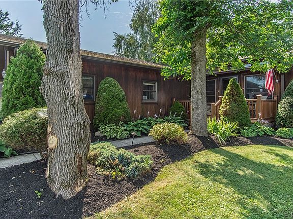 5th image of 20949 Storrs Rd