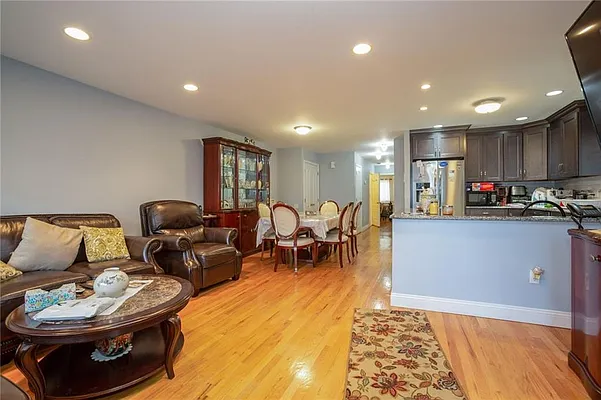 Sold by Ben Bay Realty Co. of Bay Ridge | media 4
