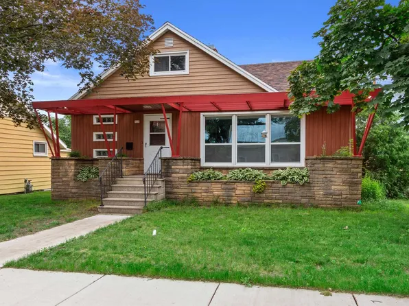 725 THIRD STREET, Stevens Point, WI 54481