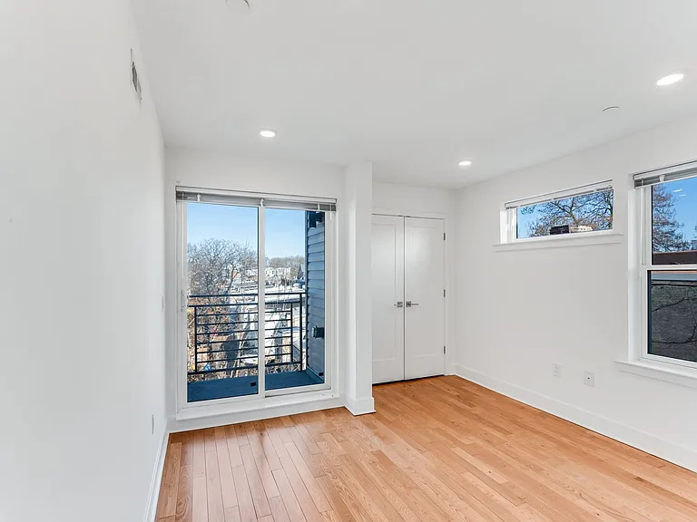 2521 Cecil B Moore — Photo 7
