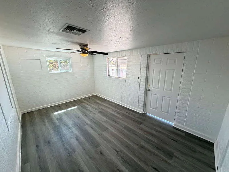 4 bed, 2.0 bath, 1438 sqft, $1,600 — Photo 4