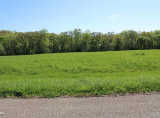 27-28 Ridgeview Dr, Lanark, IL 61046