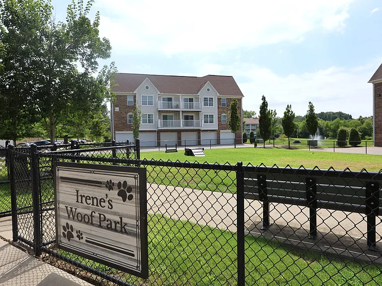 Irene Woods Apartments — Photo 16