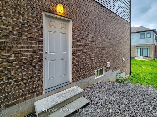 175 Spitfire Dr, Hamilton, ON L0R 1W0