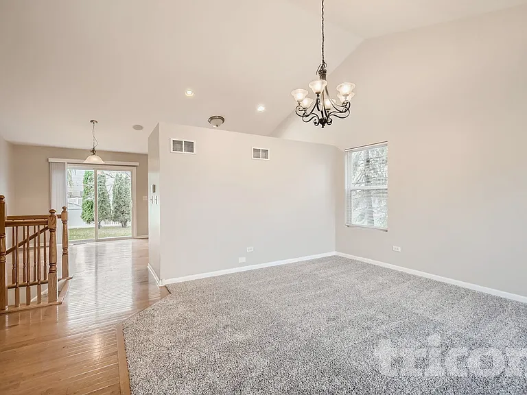 8007 Shady Oak Rd — Photo 12