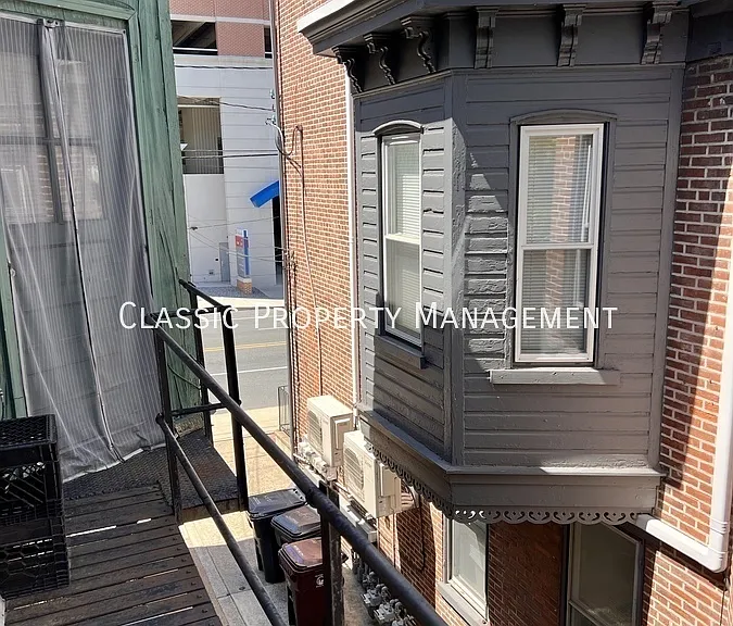 1222 N Washington St #2 — Photo 4