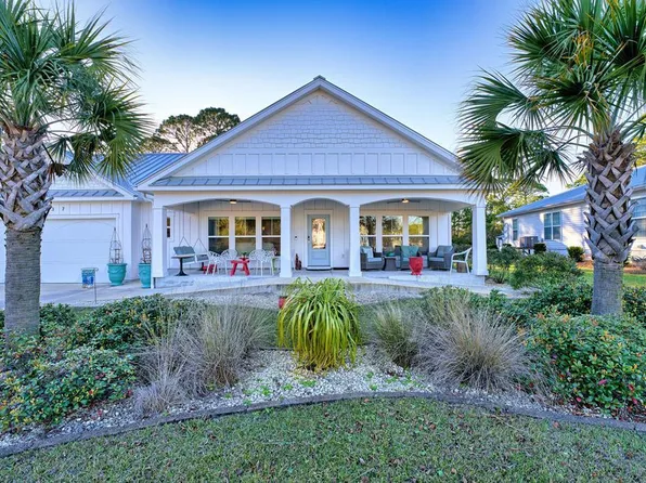 137 Las Brisas Way, Eastpoint, FL 32328