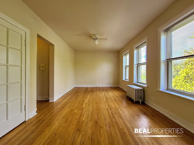 4225 Paulina — Photo 34