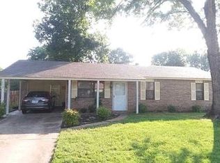 1112 M Ter, Barling, AR 72923