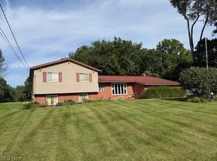 9011 Lost Trail Ave NE, Canton, OH 44721