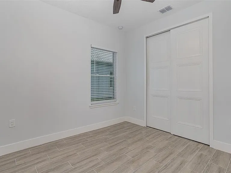 1108 Oregon Ave — Photo 14