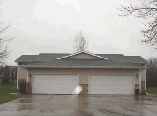 2585 Sun Ter, Green Bay, WI 54311