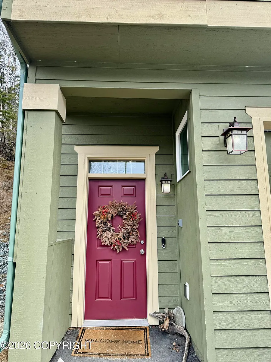 Building Photo - 20191 Eagle Nest Ct #13