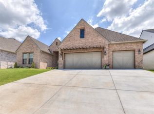 3924 Stone Hill Ln, Edmond, OK 73034