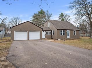 10430 Ibis St NW, Coon Rapids, MN 55433