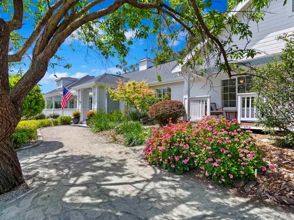 801 N Gate Rd, Walnut Creek, CA 94598