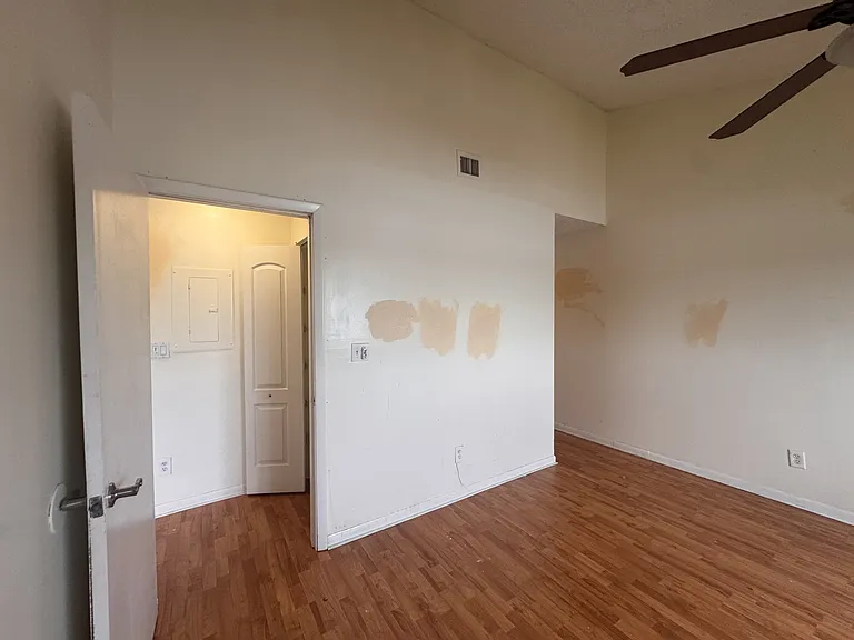 3409 NW 44th St — Photo 20