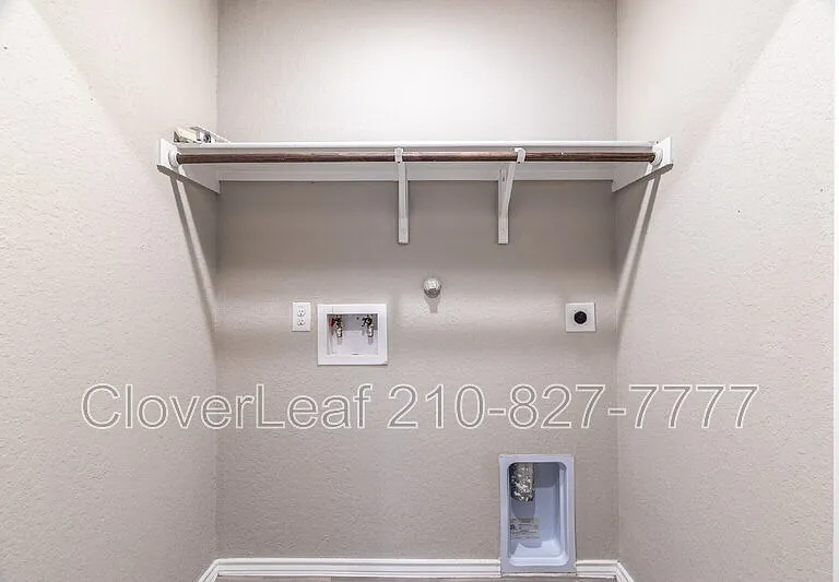 2815 Rosefinch — Photo 15