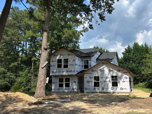 2905 Essex Street, Tarboro, NC 27886
