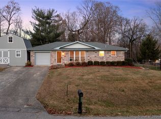 3356 Highland Dr, Floyds Knobs, IN 47119