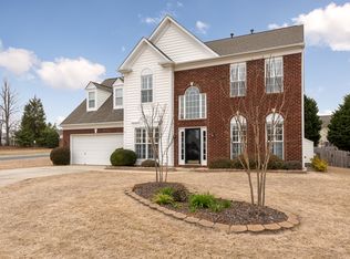 2434 Beacon Forest Dr, Charlotte, NC 28270