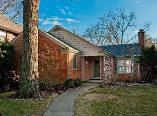 2520 Park Pl, Evanston, IL 60201