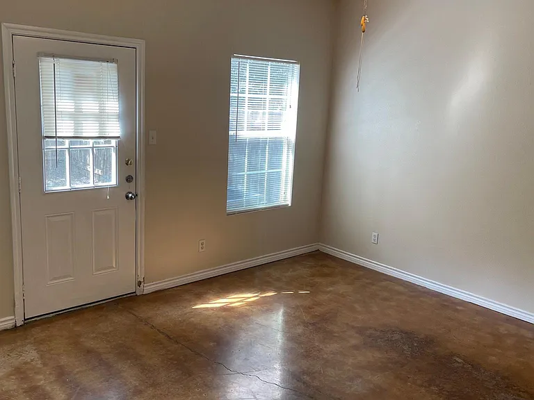 7815 Kingsbury Way #3 — Photo 2