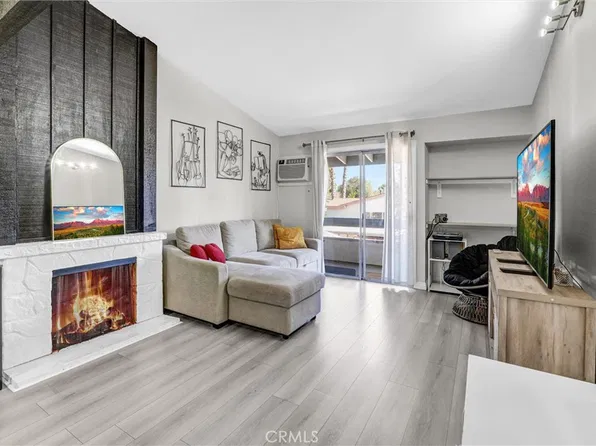 21800 Schoenborn St Unit 260, Canoga Park, CA 91304