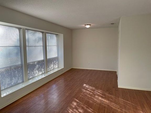 Large formal living and dining area (off kitchen)