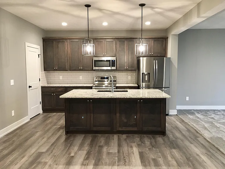 5802 Thompson Creek Blvd — Photo 5