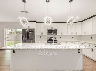 2201 E Montecito Ave, Phoenix, AZ 85016